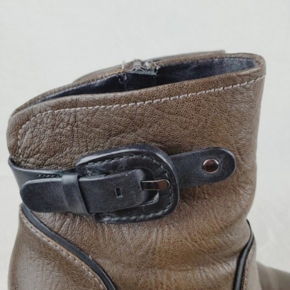 Caressa Michelle green leather ankle bootie size 6M - Picture 9 of 15